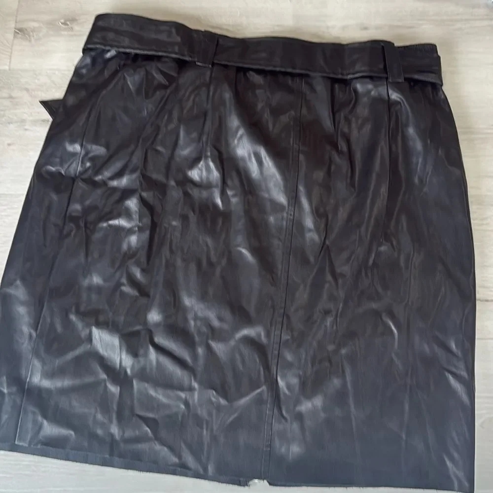 RACHEL ROY vegan leather belted skirt black size‎ 14w NWT in packaging